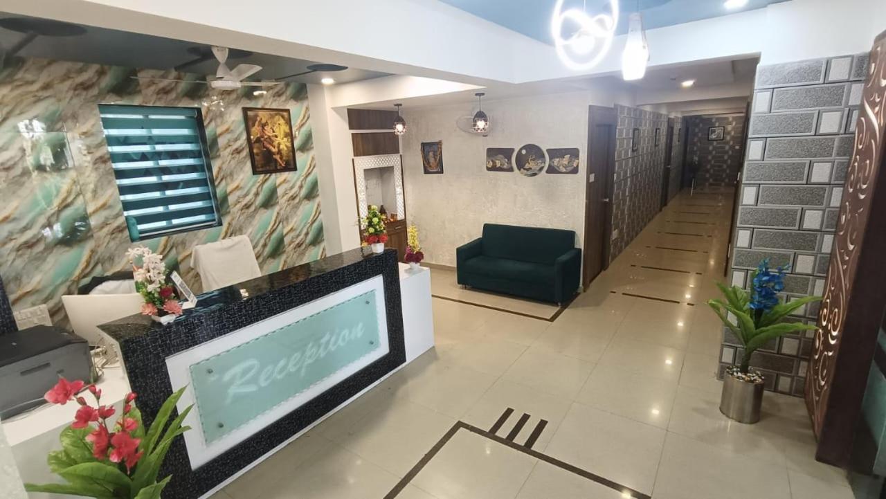 Hotel The Grand Pritam Gandhinagar Exterior photo